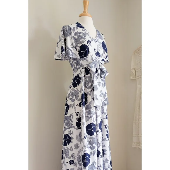 70s White & Blue Floral Print Flutter Sleeve Feminine 1970s Empire Maxi Dress - Picture 14 of 16